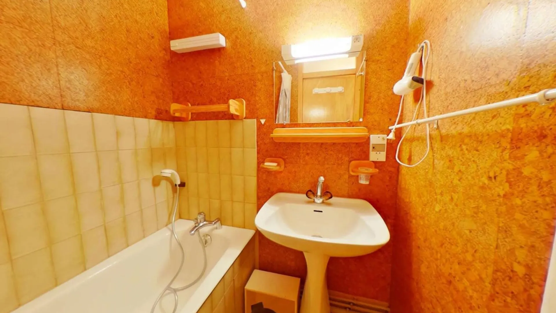 Studio Alcove Central Les Saisies, 4 Pers, Balcon, 1Er Etage, Proche Commerces Et Navettes - Fr-1-594-201 Hauteluce Dom wakacyjny